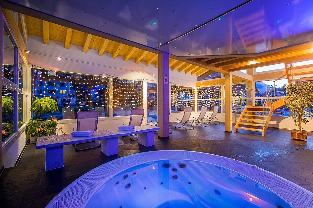 Wellness- Und Schneesporthotel Christiania Saas-Almagell Exterior foto